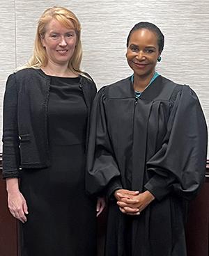 高等法院 Chief Judge Anita Josey-Herring and Katherine Oler